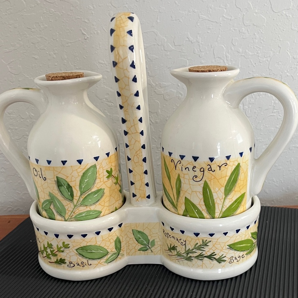 Herbal Garden Kate Mawdsley Oil & Vinegar Ceramic Cruet Set -